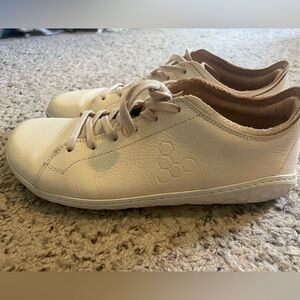 Vivobarefoot women’s tennis shoe.